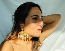 Load image into Gallery viewer, Cleopatra's Eye Earring