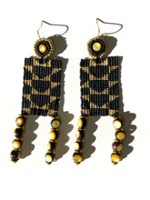 Load image into Gallery viewer, Raiana Earring