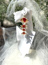 Load image into Gallery viewer, Eye Love Earring