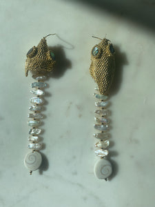 Dragon Earring Pearl and Gold