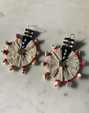 Load image into Gallery viewer, Fatima Earrings
